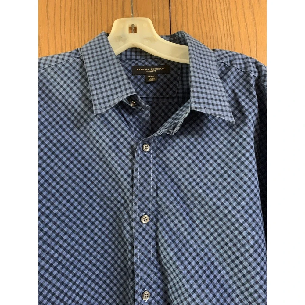 Banana Republic Men Blue button up shirt Slim Fit XL